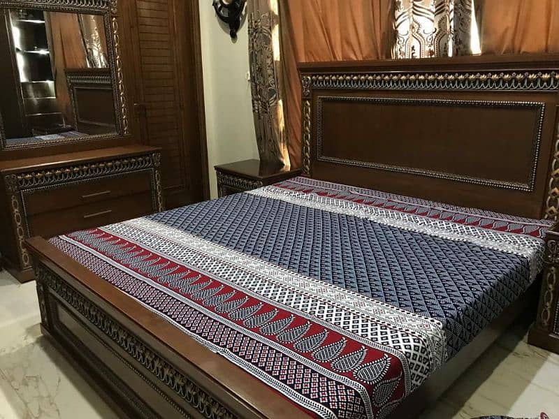 King Size Bed Set For Sale without Mattress 2