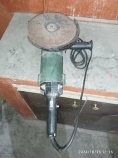 9 inch Angle grinder 8000 R. P. m 0