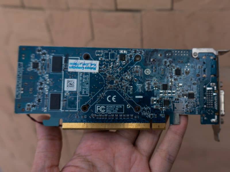 Radeon 7000 Series Graphic Card 10/10 1