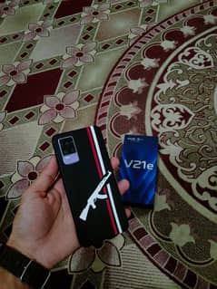 vivo v21e (urgent sale)