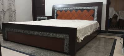 Double bed with Two side tables