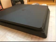 PS4 Slim 1TB 0