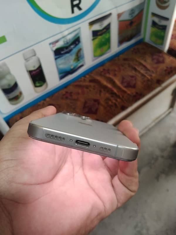 iphone 15pro pta approved 5