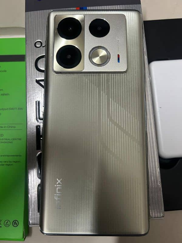 Infinix Note 40 Pro BMW Edition 11