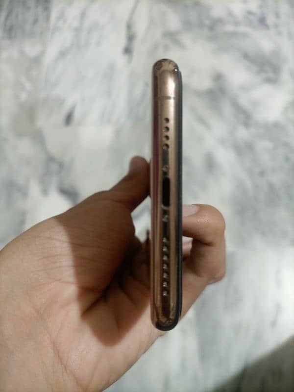 Iphone XS Max 256Gb Non-PTA 1