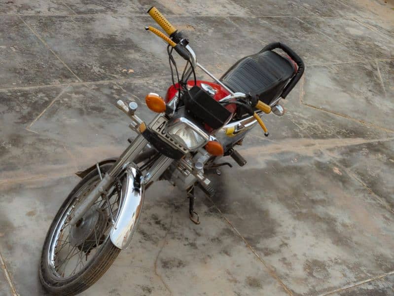 Honda 125 SE . Special Edition 1