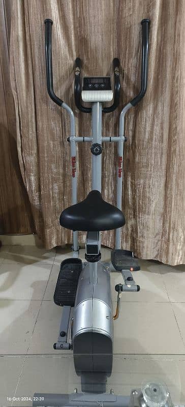 Slimline Elliptical K8509HA-120kg capacity 1