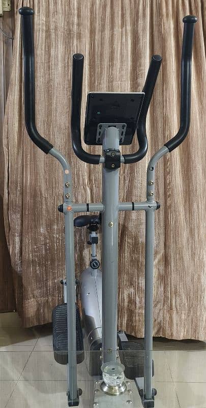 Slimline Elliptical K8509HA-120kg capacity 2