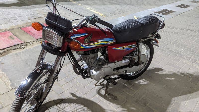 Honda CG 125 Karachi no 03152459720 2