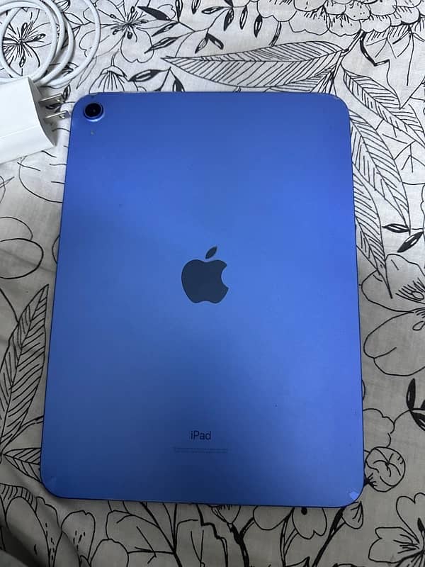 IPAD 10 GEN 64gb 7