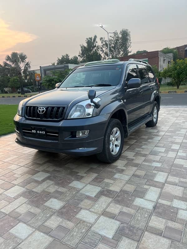 Toyota Prado 2003 excellent condition betr than Vigo fortuner grande 7