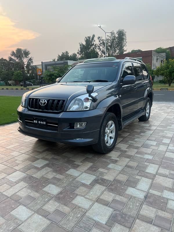 Toyota Prado 2003 excellent condition betr than Vigo fortuner grande 8