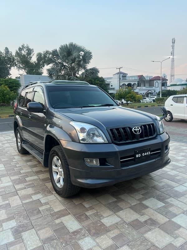 Toyota Prado 2003 excellent condition betr than Vigo fortuner grande 14