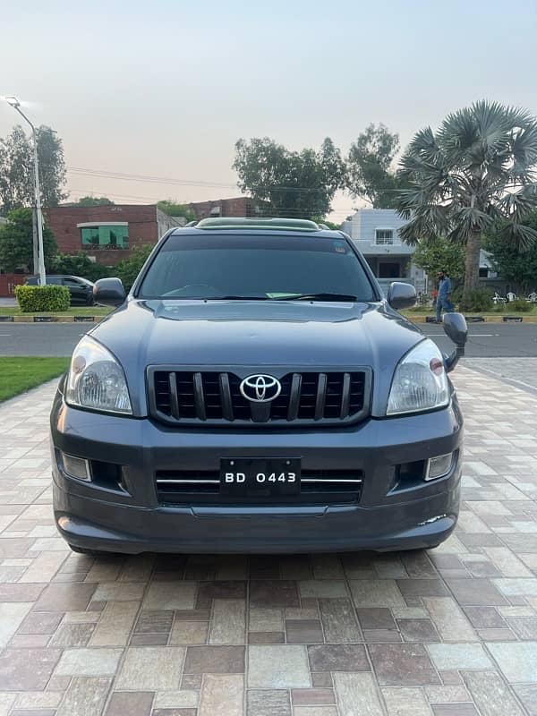 Toyota Prado 2003 excellent condition betr than Vigo fortuner grande 19