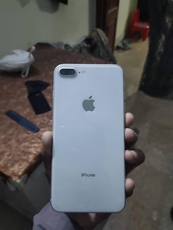 iPhone 8 Plus Non Pata 3