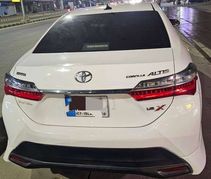 Toyota Corolla Altis 2021 3