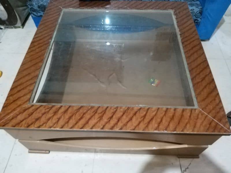 Table good condition WhatsApp number 0300 8008686 0