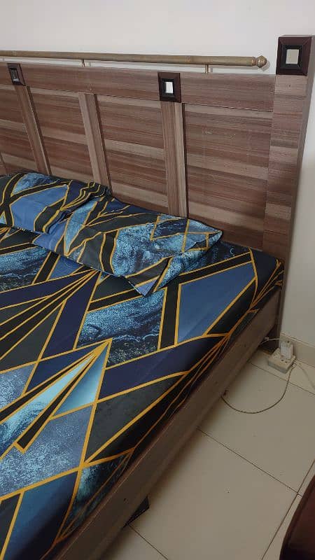 King Size Bed Set for Sale without Mattress 4