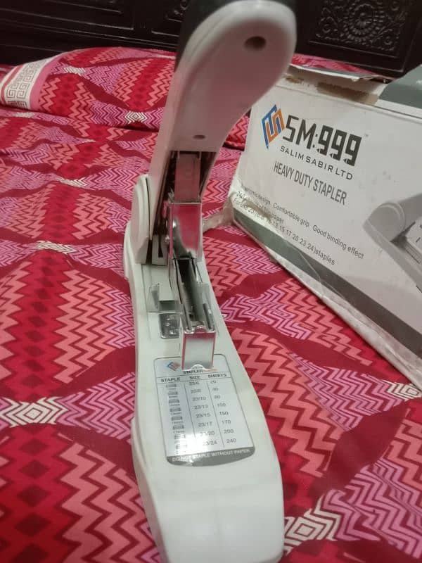 Stapler SM999 For Books Binding with different size of pin 1