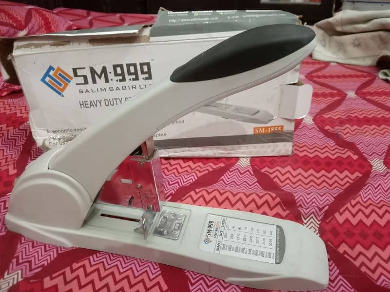 Stapler SM999 For Books Binding with different size of pin 5