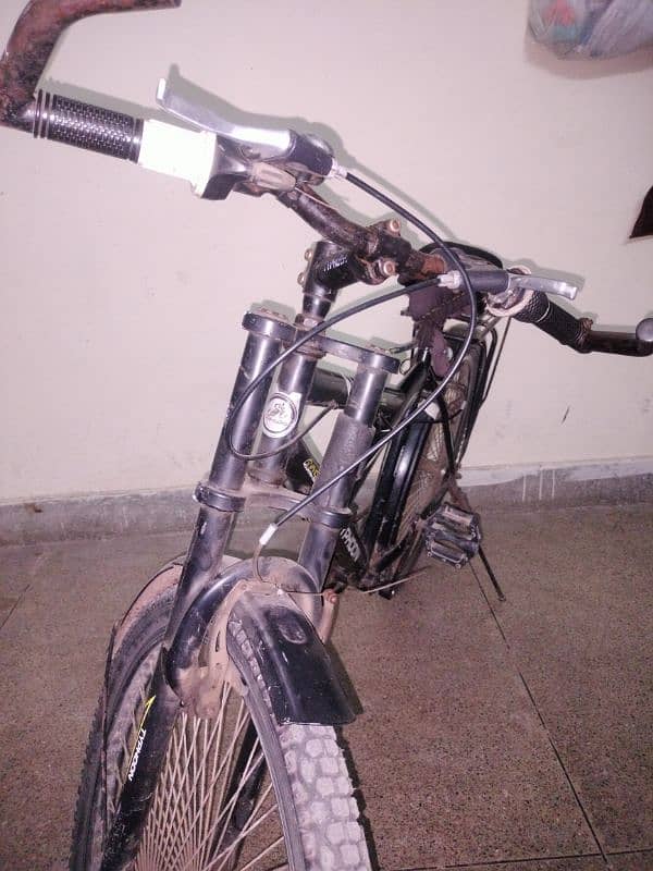 Bi. cycle for sale best in condition imported not local new tyres 2