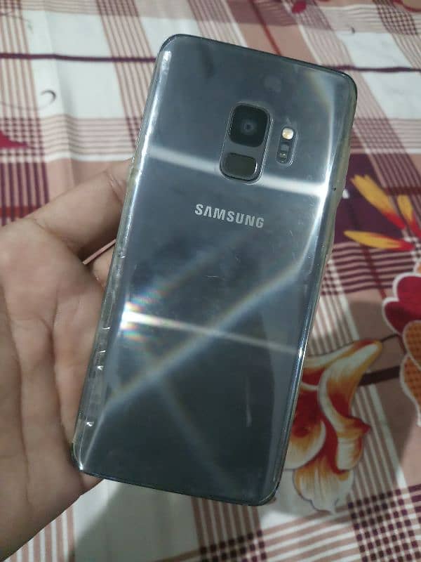 Samsung Galaxy S9 0