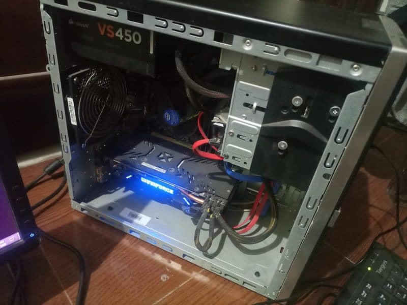 Gaming pc and Dell 21" led 3