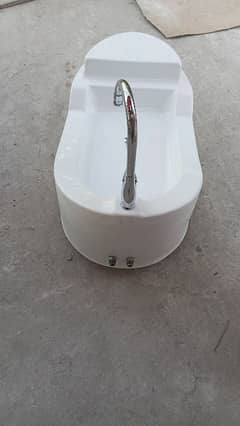 jacuuzi jacuzzi bathtubs Corian and pvc vanities for sales