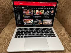 Macbook pro 2017 8/256 (NTB)