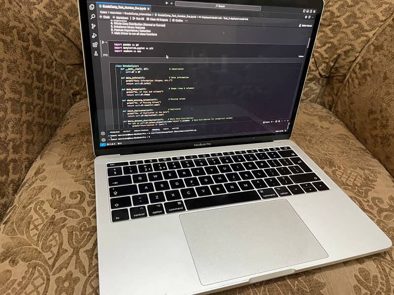 Macbook pro 2017 8/256 (NTB) 4