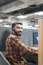 urdu call center 1