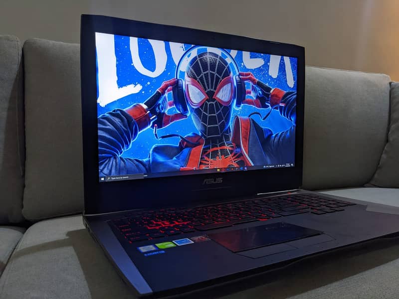 ASUS ROG G752V Gaming Laptop NVIDIA GTX 1070 8GB Intel Core i7-6820HK 1