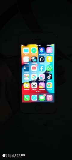 I phone 5SE 64 GB non pta ha all ok all Original ha