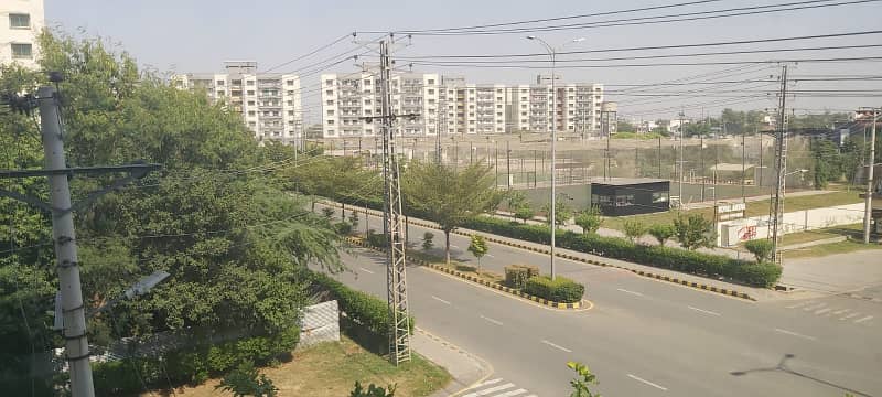 Immaculate Condition , Spectacular View 12 Marla 4 Bedroom Apartment For Sale in Askari -11 Lahore. 0