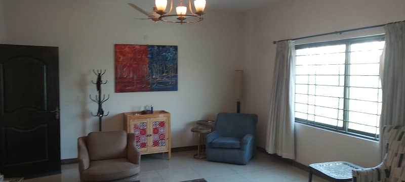 Immaculate Condition , Spectacular View 12 Marla 4 Bedroom Apartment For Sale in Askari -11 Lahore. 4