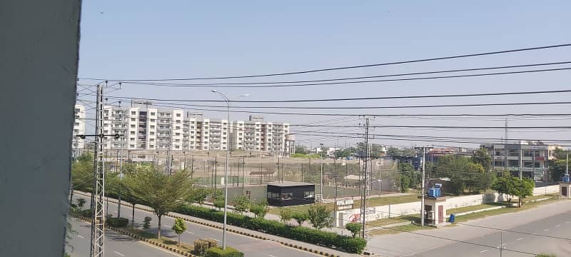 Immaculate Condition , Spectacular View 12 Marla 4 Bedroom Apartment For Sale in Askari -11 Lahore. 18