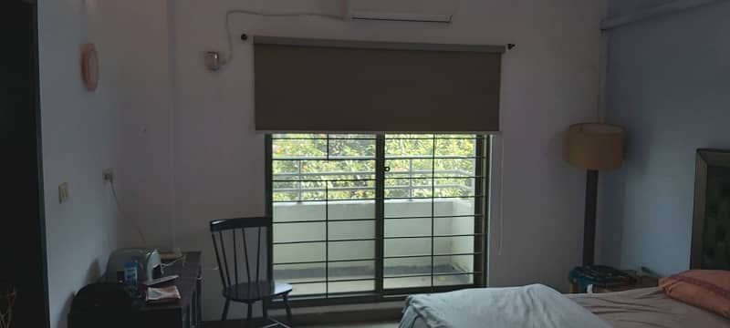 Immaculate Condition , Spectacular View 12 Marla 4 Bedroom Apartment For Sale in Askari -11 Lahore. 21