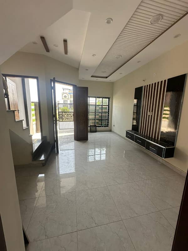 3 Marla Brand New House For Sale In Al Kabir Town Phase 2 11