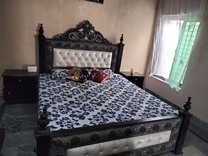 King Bed Set without Matures & Also With Dressing Table and Iron Table 4