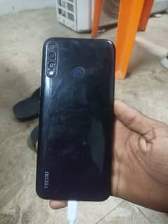 Tecno spark 4 0