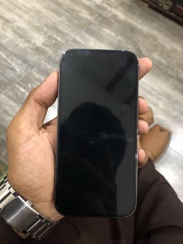 i Phone 14 Pro Non PTA 4