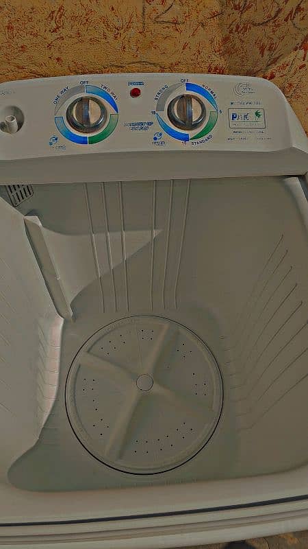 washing machine and dryer 4