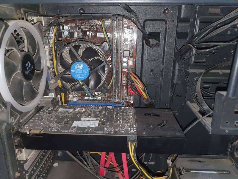 Gaming Pc Desktop Computer, Intel i5 4th gen/ gtx 660/ 16 gb ram 5