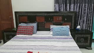 king size wooden bed set