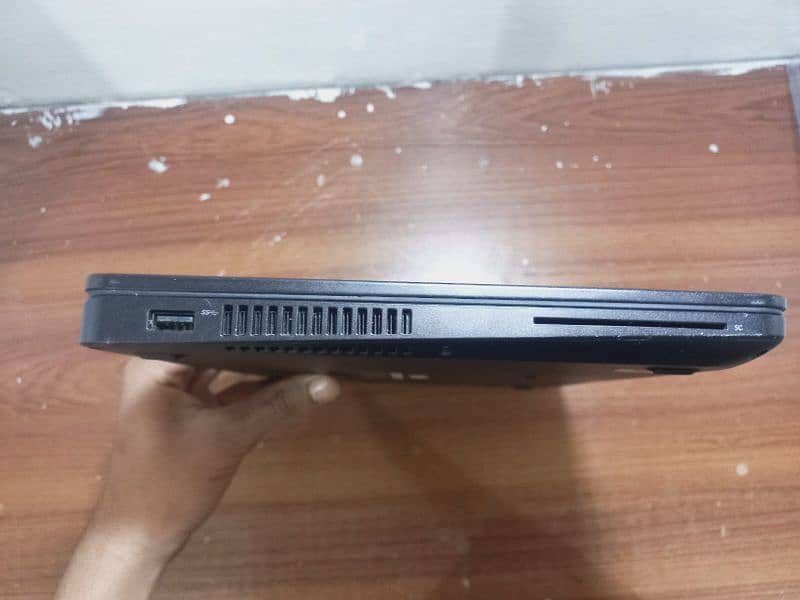 Dell latitude E5270 i5 6th generation 2