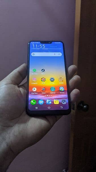 VIVO V9 urgent sale 1