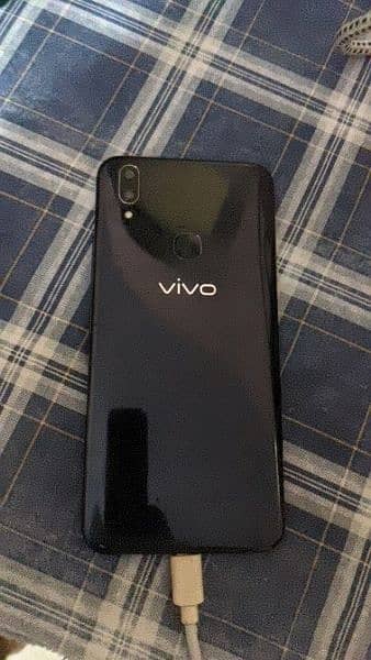 VIVO V9 urgent sale 2