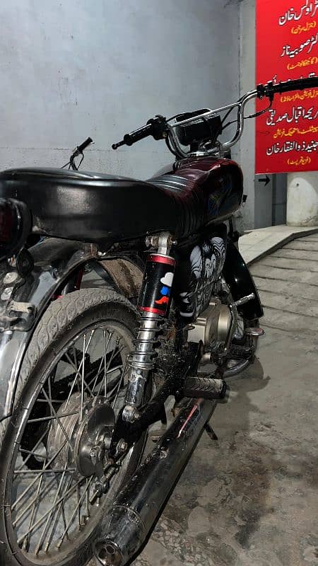 Bike ma kam nhi ha theak he ha lena wla hzrar rbta kra 3