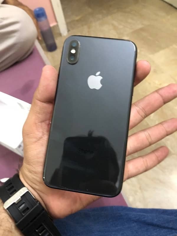 IPhone X 64GB Pta Approved 1