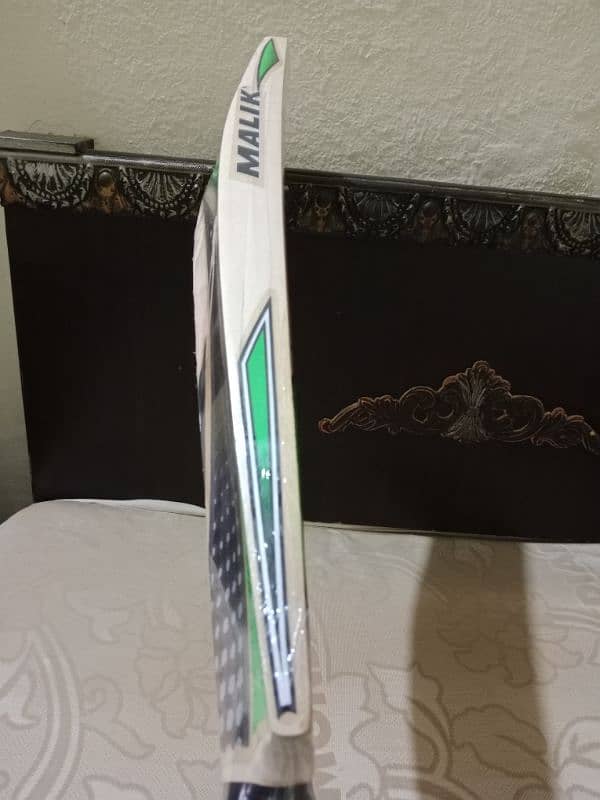 Hard Ball Cricket Bat MB Malik Zulfi Edition Cricket Bat 3